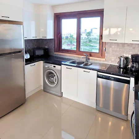 Penthouse Apartment With Stunning Sea And Mountain Views Agios Georgios (Girne)