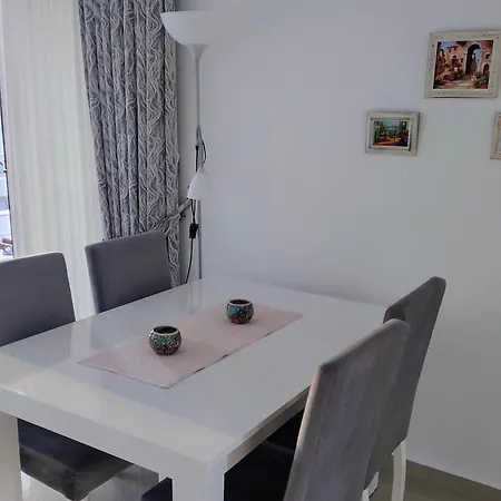 Lägenhet Penthouse Apartment With Stunning Sea And Mountain Views Agios Georgios (Girne)