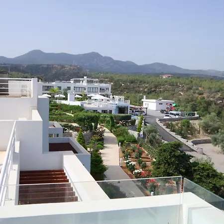Pine Valley Cyprus Mup Apartament *